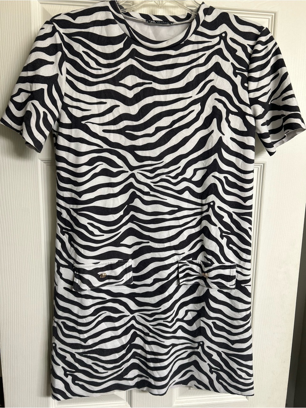 Black and White Zebra Print Short Sleeve Dress